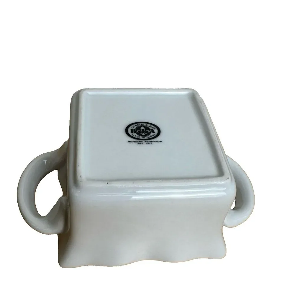 BIA Cordon Bleu Small Square Baking Dish White Scalloped Edge Oven to Table